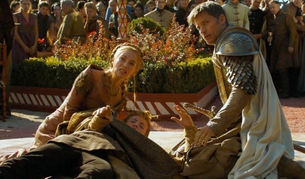 Jaime and Cersei with their dying son