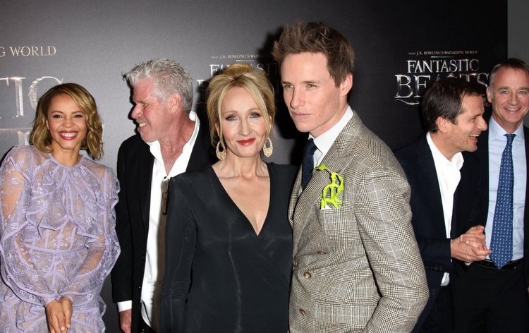 jo-rowling-eddie-redmayne-fantastic-beasts-premiere