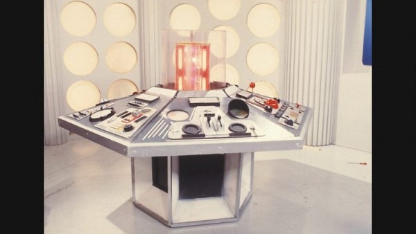 Doctor Who: The TARDIS Console Room History In Pictures - Nerdalicious